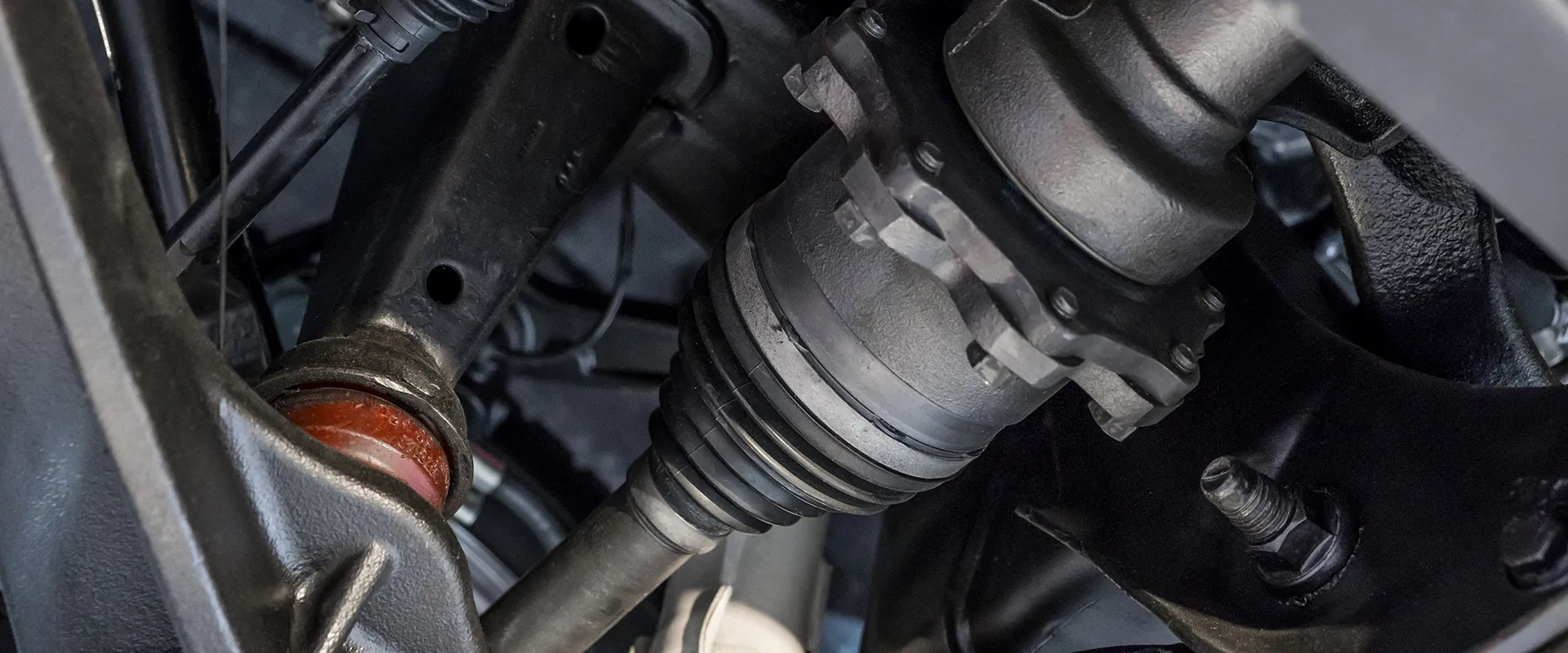 Drivetrain & Differential near Wadesville, IN